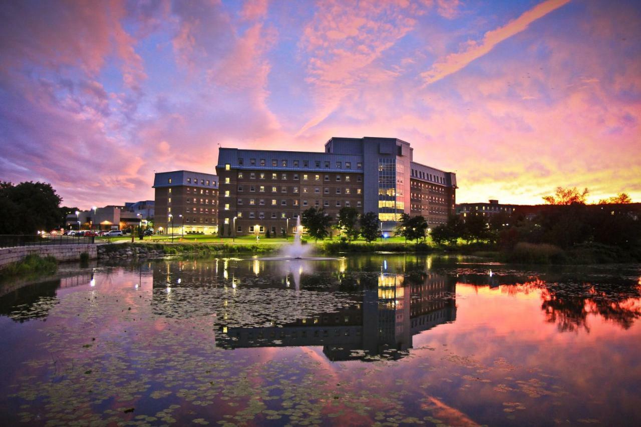 Memorial University เซนต์จอห์น ภายนอก รูปภาพ